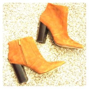 Pour La Victoire Camel Booties